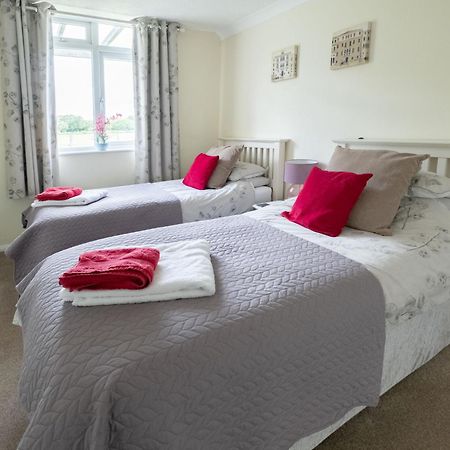 Holiday Home Woodhouse-4 By Interhome Shermanbury Екстериор снимка
